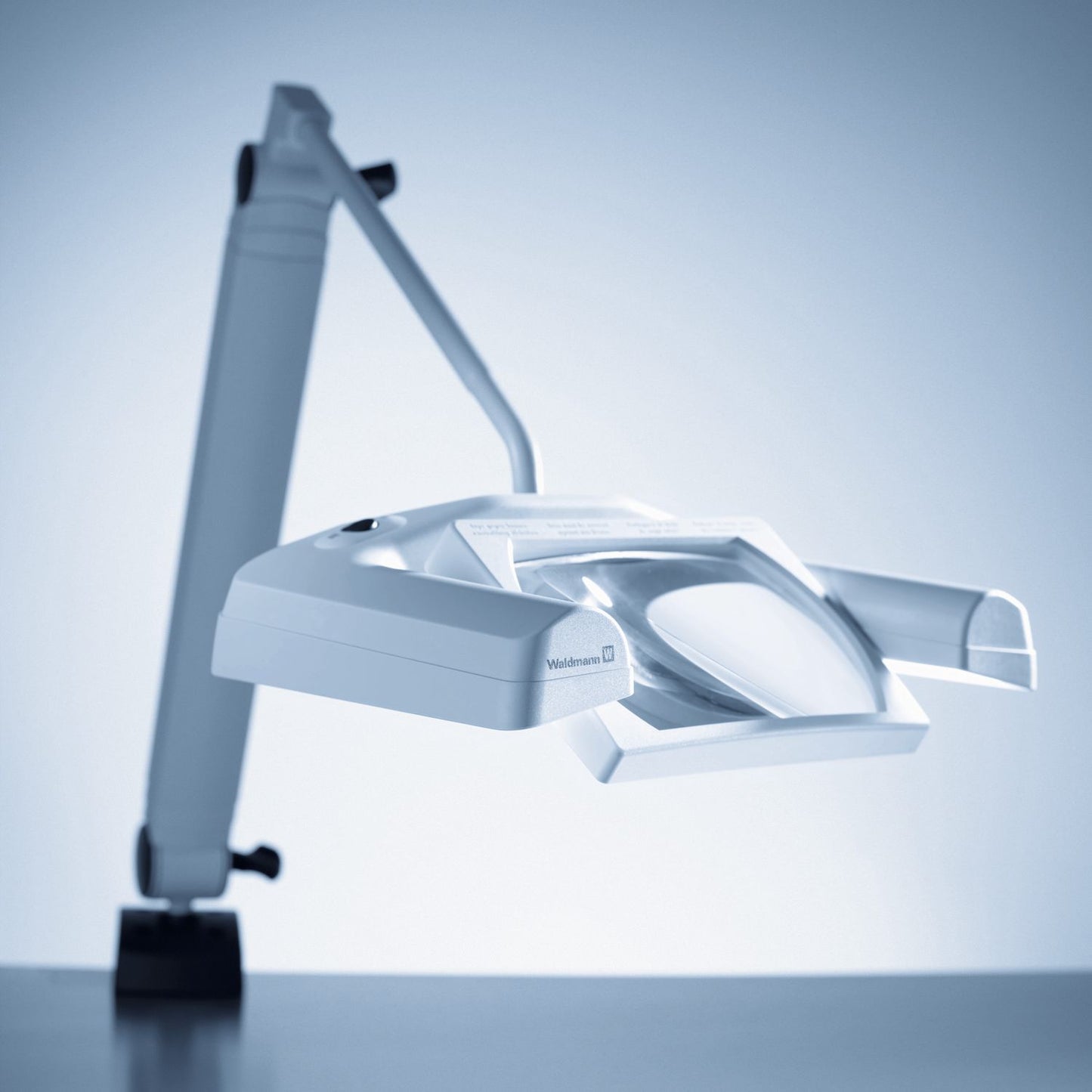 Lampe loupe Waldmann SNLQ 54/2 avec commutation de segment 3 dpt également en ESD