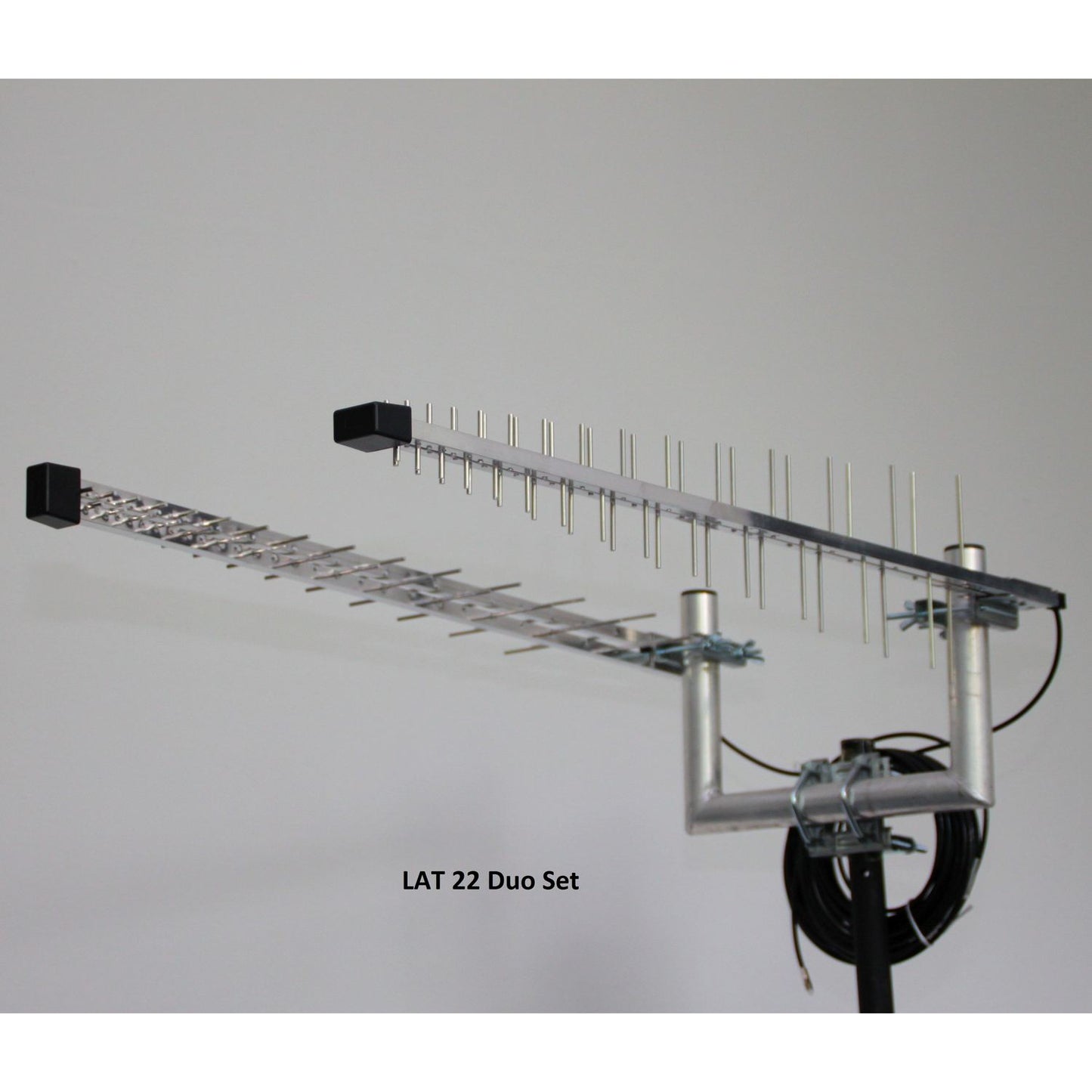 Antenne extérieure Wittenberg LAT 22 Duo Set pour LTE 790-862 MHz