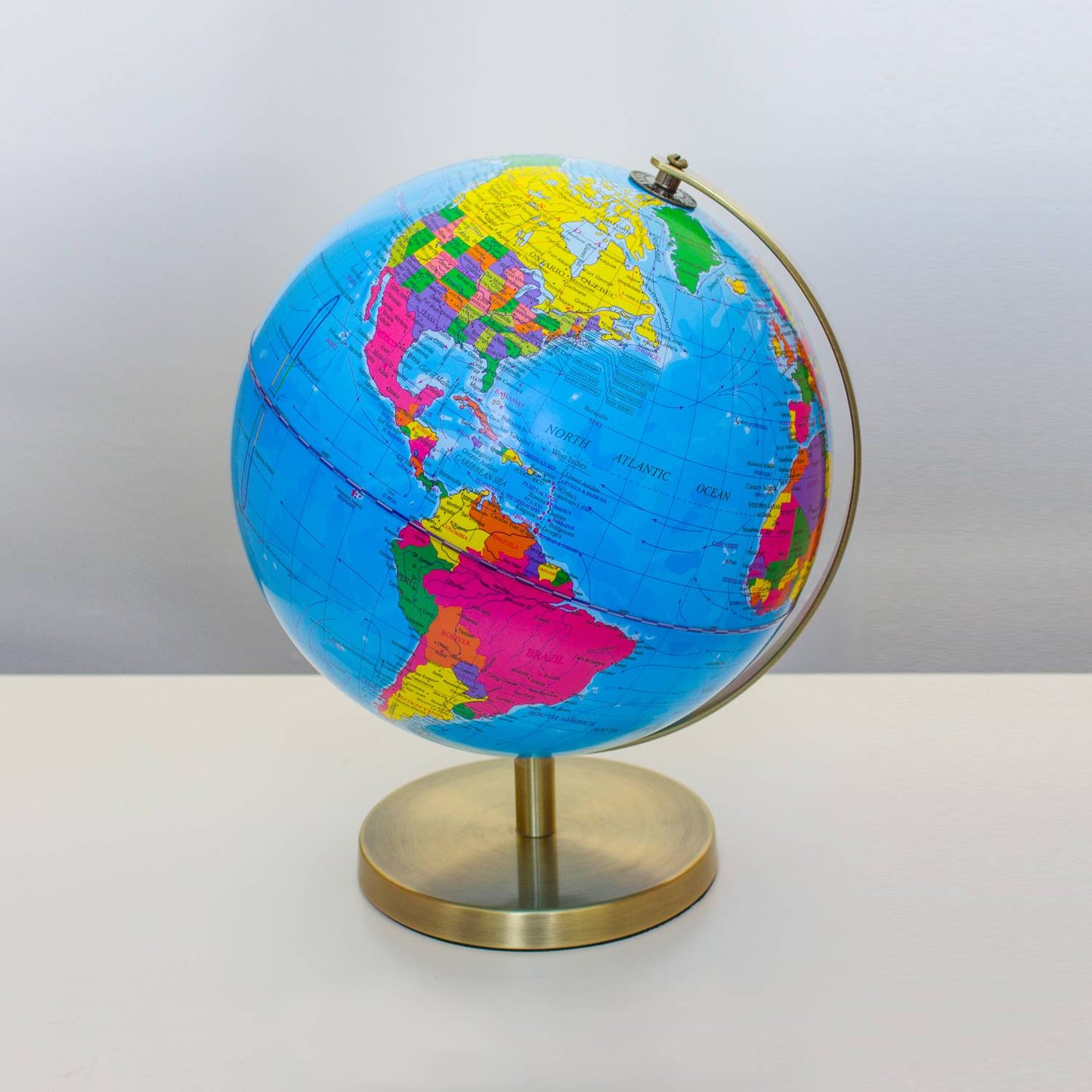 Magellan Albion Illuminated Globe Base en métal et méridienne de différentes couleurs