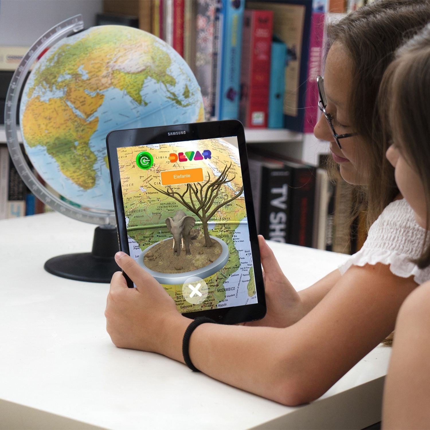 Räthgloben globe lumineux à double image Gaia 25 avec application de réalité augmentée