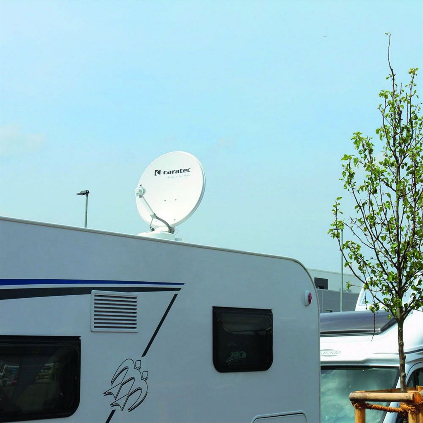 Antenne satellite Caratec CASAT600S Smart-D avec miroir 60 cm pour camping-car