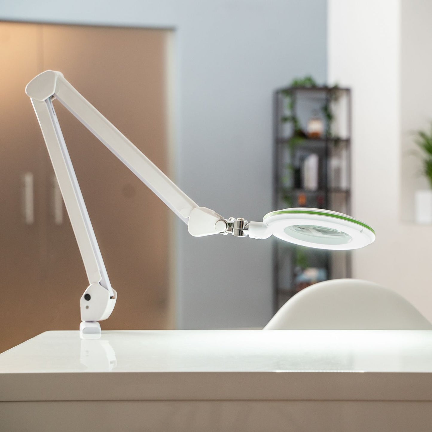 Lampe loupe Lumeno Lambda M dimmable avec lentille en verre de 127 mm, différentes versions